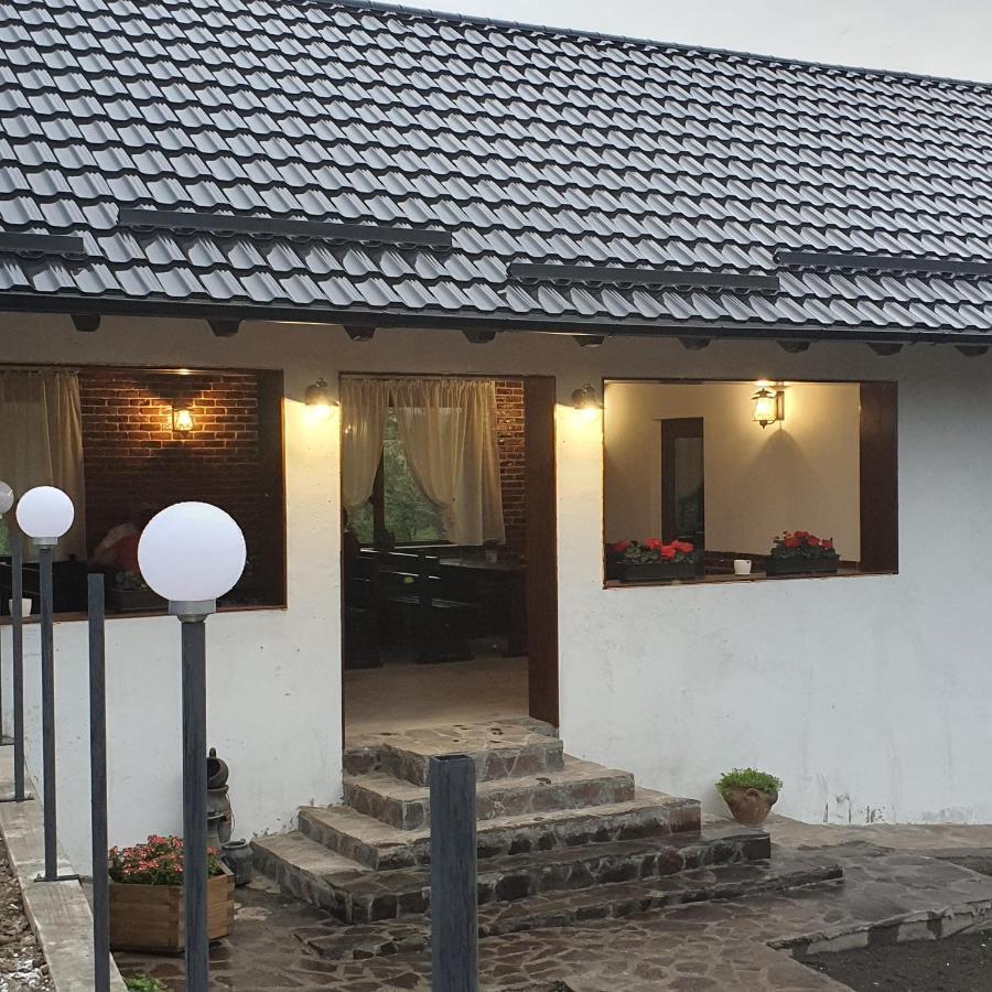 Appartamento Casa Sofia Baltatesti Esterno foto