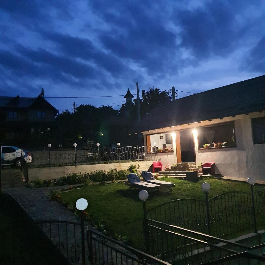 Appartamento Casa Sofia Baltatesti Esterno foto