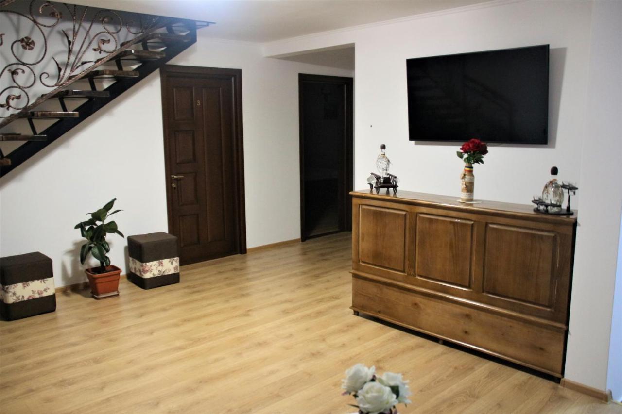 Appartamento Casa Sofia Baltatesti Esterno foto