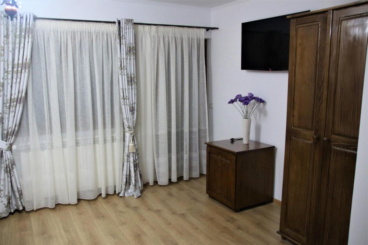 Appartamento Casa Sofia Baltatesti Esterno foto